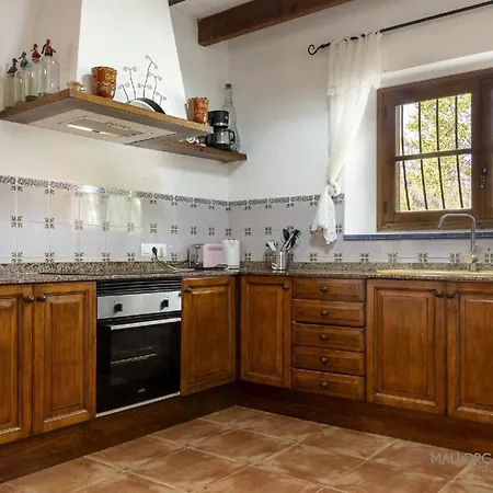Ferienhaus Mit Privatpool Fuer 8 Personen Ca 297 Qm In Pollenca, Mallorca Nordkueste Von Mallorca * Pollenca